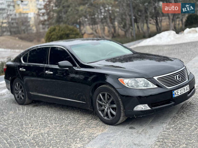 Чорний Лексус ЛС, об'ємом двигуна 4.61 л та пробігом 272 тис. км за 8900 $, фото 5 на Automoto.ua