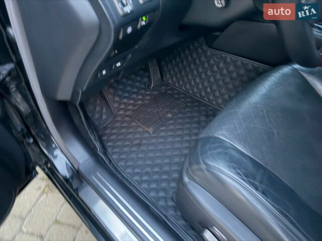 Чорний Лексус ЛС, об'ємом двигуна 4.61 л та пробігом 287 тис. км за 12500 $, фото 19 на Automoto.ua