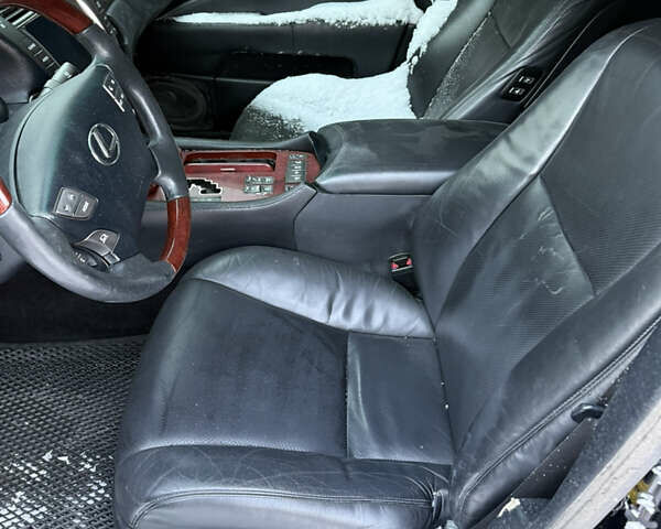 Черный Лексус ЛС, объемом двигателя 4.61 л и пробегом 312 тыс. км за 6300 $, фото 28 на Automoto.ua