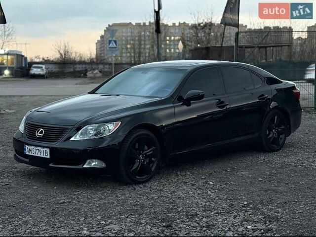 Черный Лексус ЛС, объемом двигателя 4.61 л и пробегом 375 тыс. км за 9100 $, фото 3 на Automoto.ua