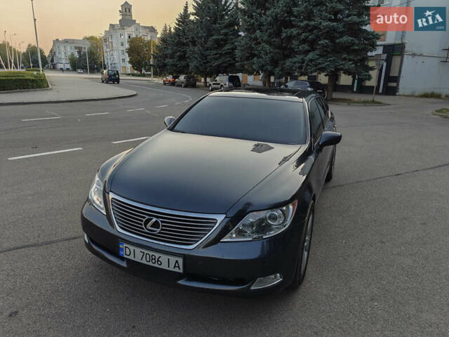 Лексус ЛС 2007 в Днепре (Днепропетровске) на Automoto.ua Черный Лексус ЛС, объемом двигателя 4.61 л и пробегом 350 тыс. км за 9999 $, фото 1 на Automoto.ua