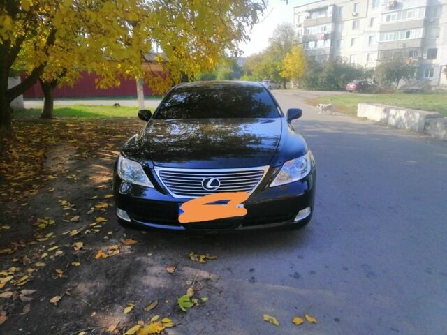Черный Лексус ЛС, объемом двигателя 4.6 л и пробегом 260 тыс. км за 11000 $, фото 4 на Automoto.ua