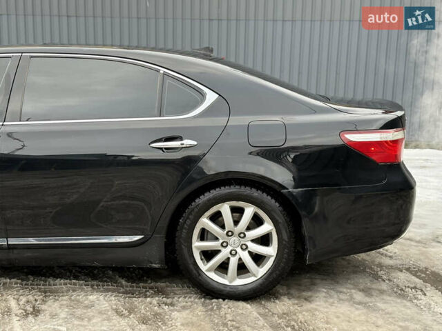 Чорний Лексус ЛС, об'ємом двигуна 4.6 л та пробігом 260 тис. км за 6999 $, фото 6 на Automoto.ua