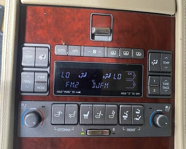 Чорний Лексус ЛС, об'ємом двигуна 4.61 л та пробігом 214 тис. км за 12850 $, фото 21 на Automoto.ua