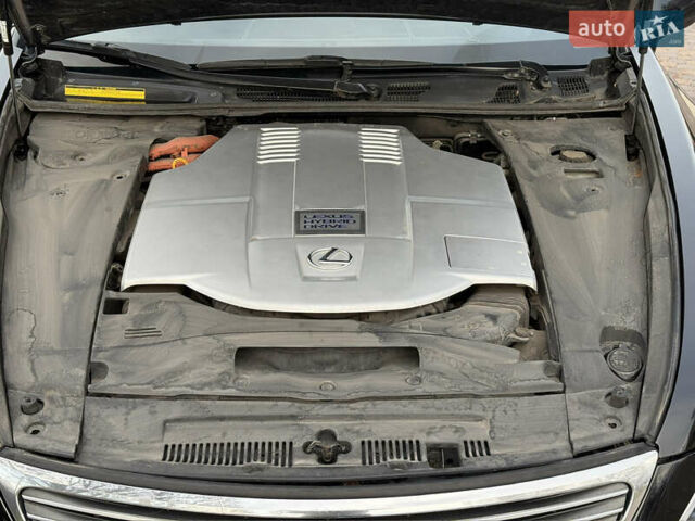 Черный Лексус ЛС, объемом двигателя 4.97 л и пробегом 222 тыс. км за 9900 $, фото 40 на Automoto.ua