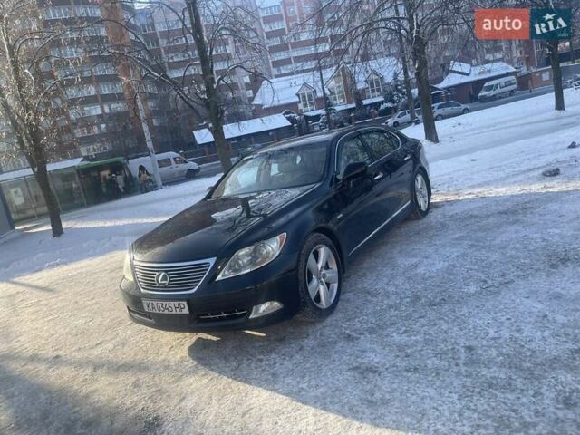 Черный Лексус ЛС, объемом двигателя 4.61 л и пробегом 250 тыс. км за 9000 $, фото 13 на Automoto.ua
