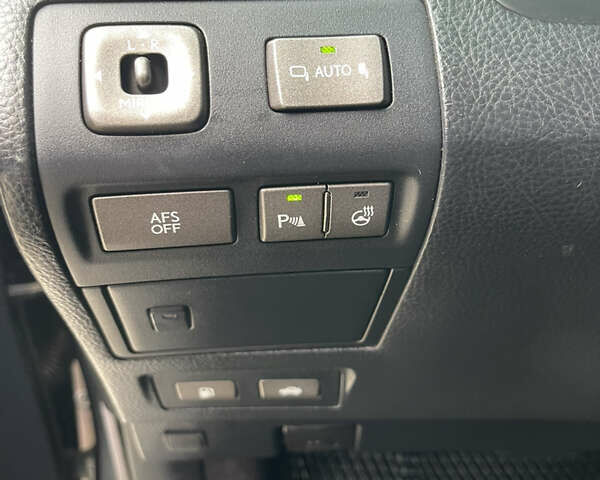 Черный Лексус ЛС, объемом двигателя 4.61 л и пробегом 355 тыс. км за 9400 $, фото 12 на Automoto.ua