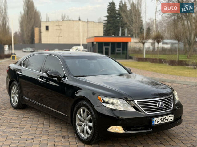Черный Лексус ЛС, объемом двигателя 4.97 л и пробегом 222 тыс. км за 9900 $, фото 5 на Automoto.ua