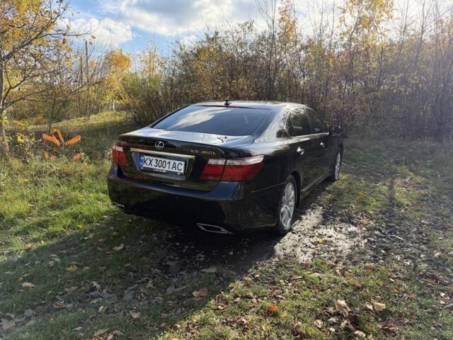 Черный Лексус ЛС, объемом двигателя 4.6 л и пробегом 300 тыс. км за 10264 $, фото 4 на Automoto.ua