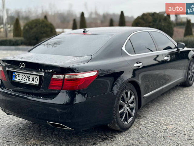Черный Лексус ЛС, объемом двигателя 4.6 л и пробегом 278 тыс. км за 8900 $, фото 5 на Automoto.ua