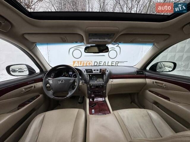 Черный Лексус ЛС, объемом двигателя 4.61 л и пробегом 232 тыс. км за 11900 $, фото 25 на Automoto.ua