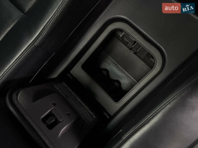 Черный Лексус ЛС, объемом двигателя 4.6 л и пробегом 175 тыс. км за 9900 $, фото 66 на Automoto.ua