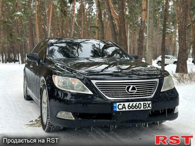 Черный Лексус ЛС, объемом двигателя 4.6 л и пробегом 27000 тыс. км за 12000 $, фото 3 на Automoto.ua