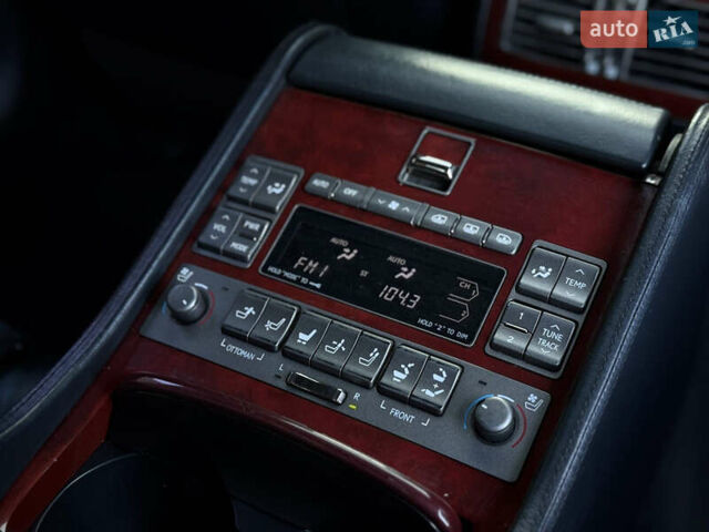 Черный Лексус ЛС, объемом двигателя 4.61 л и пробегом 300 тыс. км за 9900 $, фото 13 на Automoto.ua