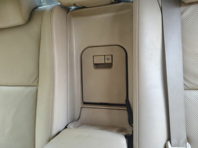 Чорний Лексус ЛС, об'ємом двигуна 4.6 л та пробігом 260 тис. км за 11000 $, фото 11 на Automoto.ua