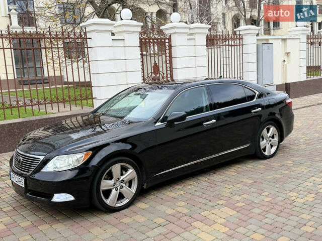 Черный Лексус ЛС, объемом двигателя 4.61 л и пробегом 200 тыс. км за 10900 $, фото 2 на Automoto.ua