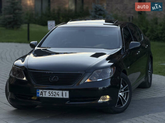 Черный Лексус ЛС, объемом двигателя 4.61 л и пробегом 300 тыс. км за 9900 $, фото 21 на Automoto.ua
