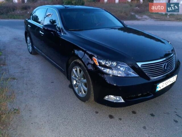 Черный Лексус ЛС, объемом двигателя 4.97 л и пробегом 229 тыс. км за 10800 $, фото 10 на Automoto.ua
