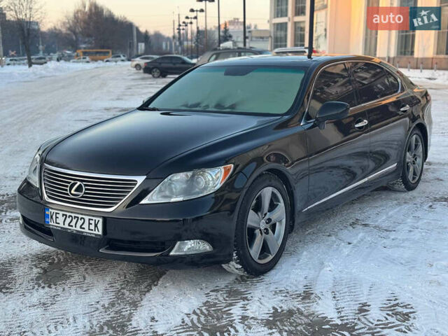 Черный Лексус ЛС, объемом двигателя 4.61 л и пробегом 182 тыс. км за 7999 $, фото 1 на Automoto.ua