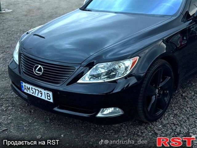 Чорний Лексус ЛС, об'ємом двигуна 4.6 л та пробігом 0 тис. км за 12000 $, фото 3 на Automoto.ua