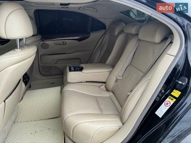 Черный Лексус ЛС, объемом двигателя 4.61 л и пробегом 232 тыс. км за 11900 $, фото 39 на Automoto.ua