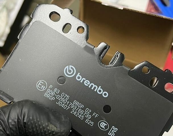 Черный Лексус ЛС, объемом двигателя 4.61 л и пробегом 390 тыс. км за 10500 $, фото 29 на Automoto.ua