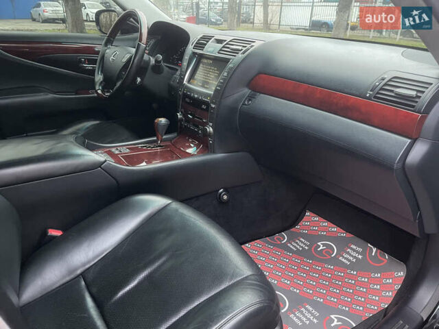 Черный Лексус ЛС, объемом двигателя 4.61 л и пробегом 235 тыс. км за 11999 $, фото 33 на Automoto.ua