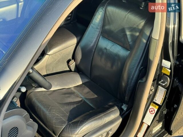 Черный Лексус ЛС, объемом двигателя 4.61 л и пробегом 373 тыс. км за 9300 $, фото 13 на Automoto.ua