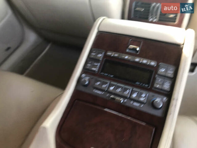 Черный Лексус ЛС, объемом двигателя 4.61 л и пробегом 176 тыс. км за 10700 $, фото 12 на Automoto.ua