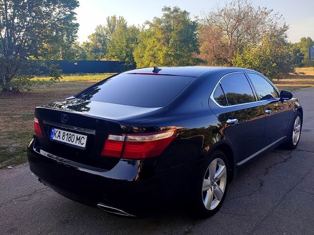 Чорний Лексус ЛС, об'ємом двигуна 4.6 л та пробігом 195 тис. км за 9500 $, фото 3 на Automoto.ua