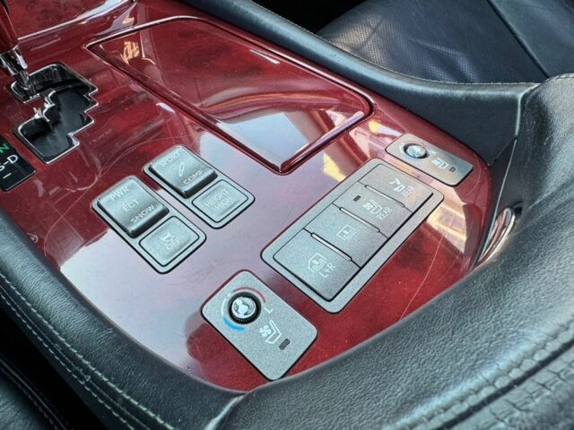 Чорний Лексус ЛС, об'ємом двигуна 4.6 л та пробігом 245 тис. км за 12700 $, фото 11 на Automoto.ua