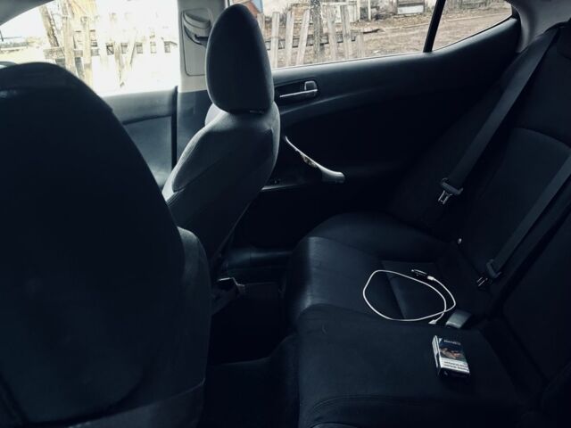 Черный Лексус ЛС, объемом двигателя 2.2 л и пробегом 228 тыс. км за 4500 $, фото 6 на Automoto.ua