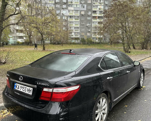 Черный Лексус ЛС, объемом двигателя 4.6 л и пробегом 226 тыс. км за 7000 $, фото 1 на Automoto.ua