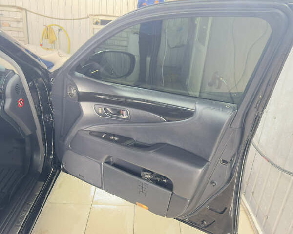 Черный Лексус ЛС, объемом двигателя 4.61 л и пробегом 190 тыс. км за 13500 $, фото 22 на Automoto.ua