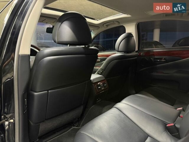 Черный Лексус ЛС, объемом двигателя 4.61 л и пробегом 220 тыс. км за 11500 $, фото 24 на Automoto.ua