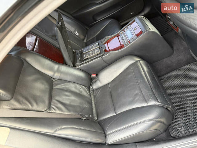 Черный Лексус ЛС, объемом двигателя 4.97 л и пробегом 222 тыс. км за 9900 $, фото 25 на Automoto.ua