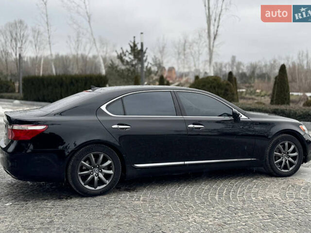 Черный Лексус ЛС, объемом двигателя 4.6 л и пробегом 278 тыс. км за 8900 $, фото 6 на Automoto.ua