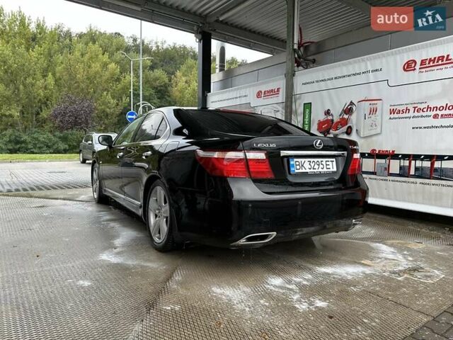 Черный Лексус ЛС, объемом двигателя 4.61 л и пробегом 229 тыс. км за 11500 $, фото 14 на Automoto.ua