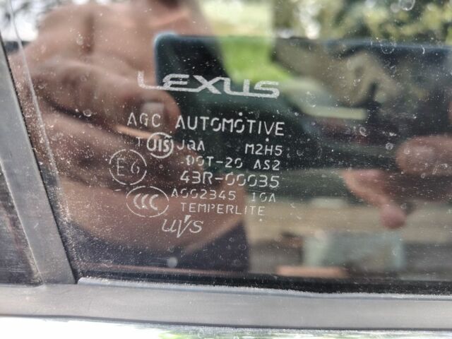 Чорний Лексус ЛС, об'ємом двигуна 4.6 л та пробігом 260 тис. км за 11000 $, фото 5 на Automoto.ua