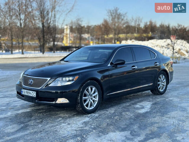 Черный Лексус ЛС, объемом двигателя 4.97 л и пробегом 223 тыс. км за 8700 $, фото 5 на Automoto.ua