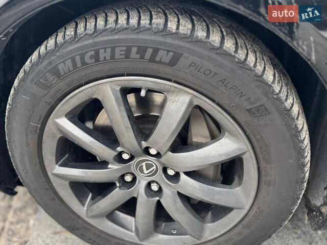 Чорний Лексус ЛС, об'ємом двигуна 0 л та пробігом 272 тис. км за 8500 $, фото 11 на Automoto.ua