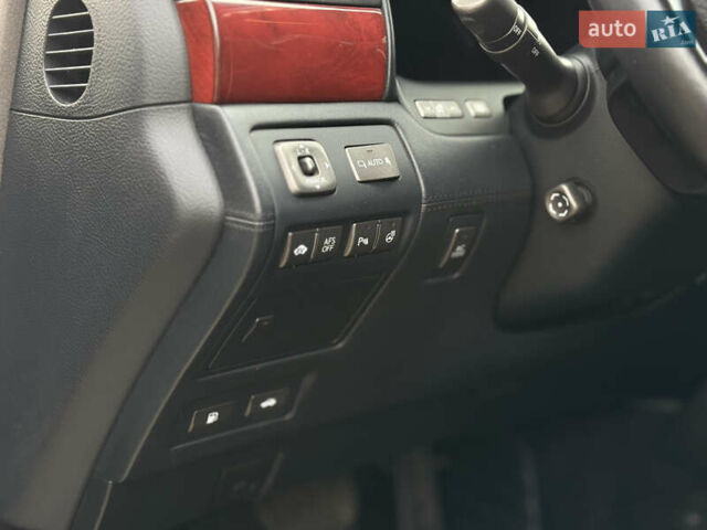 Черный Лексус ЛС, объемом двигателя 4.97 л и пробегом 222 тыс. км за 9900 $, фото 17 на Automoto.ua