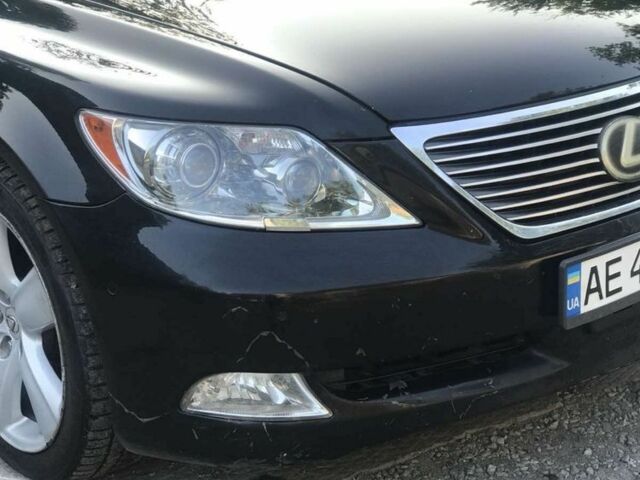 Черный Лексус ЛС, объемом двигателя 4.6 л и пробегом 199 тыс. км за 9000 $, фото 3 на Automoto.ua