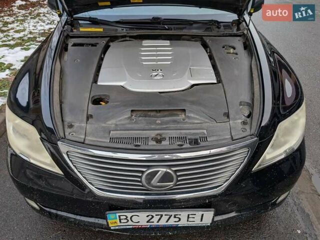 Чорний Лексус ЛС, об'ємом двигуна 4.61 л та пробігом 312 тис. км за 12000 $, фото 28 на Automoto.ua