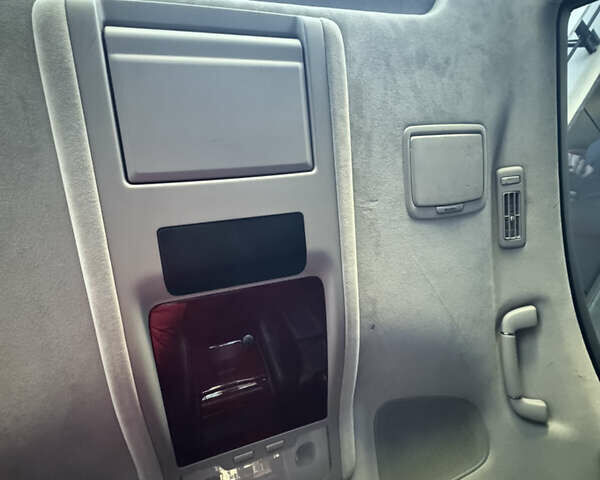 Черный Лексус ЛС, объемом двигателя 4.6 л и пробегом 215 тыс. км за 12400 $, фото 21 на Automoto.ua