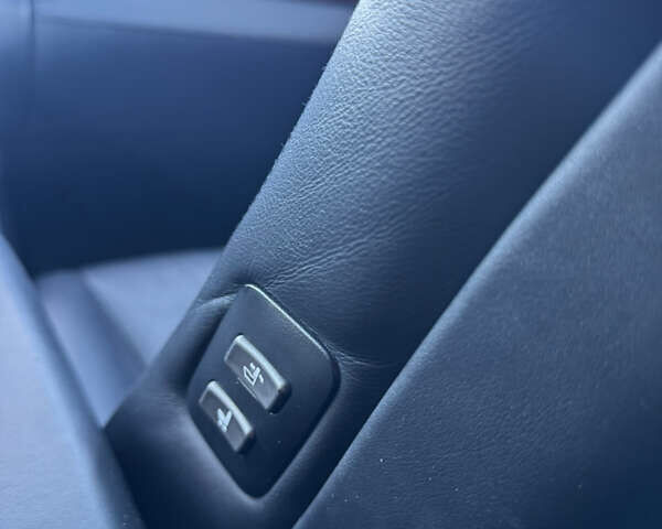 Черный Лексус ЛС, объемом двигателя 4.6 л и пробегом 215 тыс. км за 12400 $, фото 20 на Automoto.ua