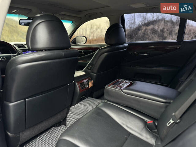 Черный Лексус ЛС, объемом двигателя 4.61 л и пробегом 308 тыс. км за 11999 $, фото 44 на Automoto.ua