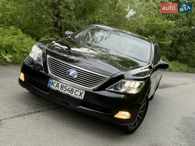 Черный Лексус ЛС, объемом двигателя 4.97 л и пробегом 220 тыс. км за 16000 $, фото 3 на Automoto.ua