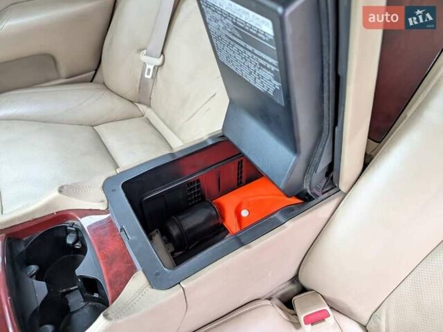 Чорний Лексус ЛС, об'ємом двигуна 4.61 л та пробігом 312 тис. км за 12000 $, фото 11 на Automoto.ua