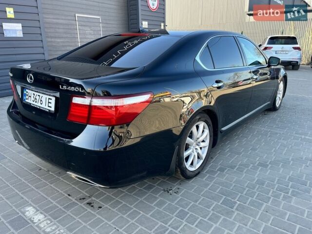 Черный Лексус ЛС, объемом двигателя 4.61 л и пробегом 262 тыс. км за 9500 $, фото 3 на Automoto.ua